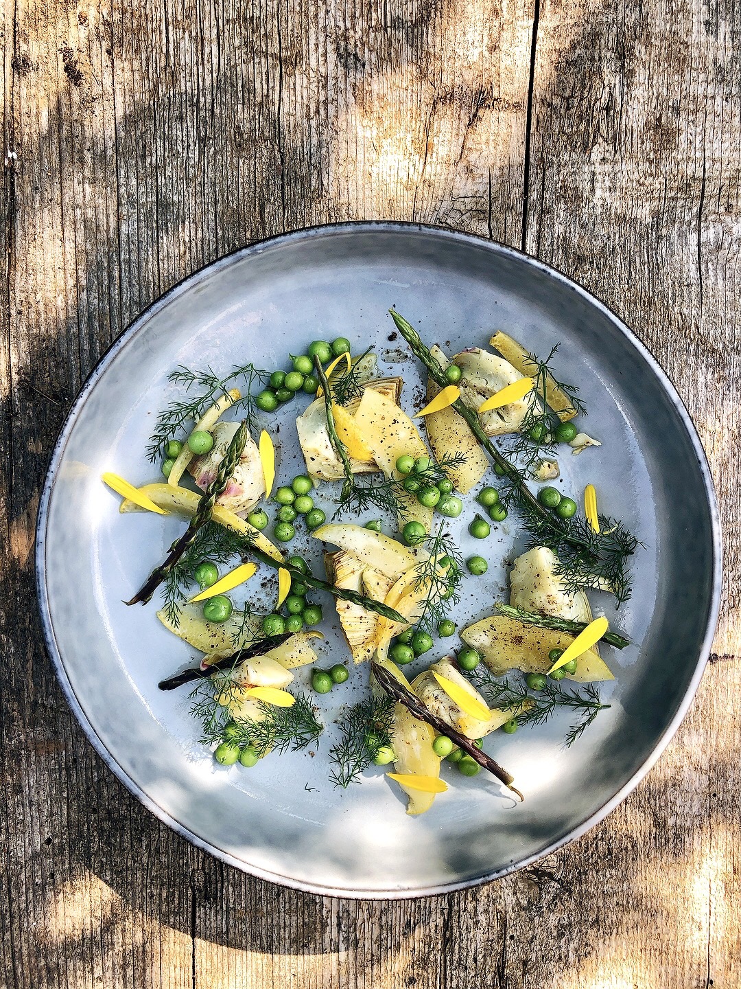 ein frischer Salat für den Frühling aus Südfrankreich